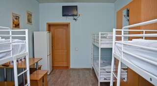 Гостиница Хостел В Гости Новокузнецк Кровать в общем 6-местном номере-10