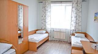 Гостиница Хостел В Гости Новокузнецк Кровать в общем четырехместном номере-6